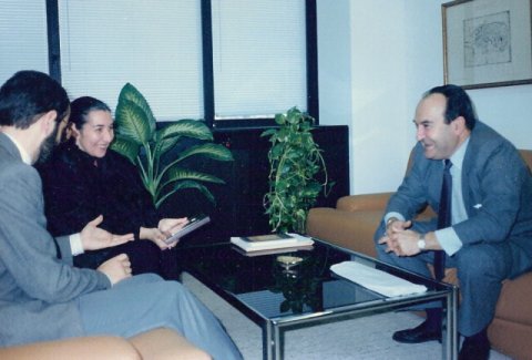 <p style="text-align: right;" dir="rtl">סילביה עם שגריר ספרד בישראל<br />DON PEDRO LOPEZ AQUIRREBENGOA</p>