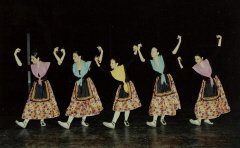 <p dir="\"\\"\\\\"\\\\\\\\"rtl\\\\\\\\"\\\\"\\"\"">להקת הפלמנקו סילביה דוראן - להקת הפלמנקו הישראלית הראשונה<br />בכורה:&nbsp; אולם יד לבנים 1086 <br />JOTA ARAGONESA<br />משמאל לימין: תמר מוקדי, מיכל נתן, שרון שלו, אלה וייך, מיכל סבו</p>