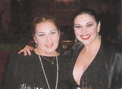 <p style="text-align: right;" dir="rtl">סילביה עם CATHERINE MALFITANO<br />אופרה של לוס אנג'לס 2004<br />CARMEN</p>
<p style="text-align: right;" dir="rtl"> </p>