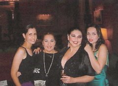 <p style="text-align: right;" dir="rtl">סילביה עם בתה חן מגן<br />קטרין מלפיטאנו ובתה<br />אופרה של לוס אנג'לס 2004<br />CARMEN</p>
<p style="text-align: right;" dir="rtl"> </p>