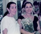 <p style="text-align: right;" dir="rtl">סילביה עם ויקטוריה אוחניה 1987</p>