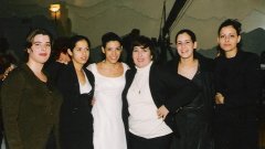 <p style="text-align: right;" dir="rtl">סילביה עם בנות להקתה בחתונה של מירי אביני<br />שמאל לימין:<br />הילה בנקר, מירי זלצמן, מירי אביני,סילביה, חן מגן, שלומית אלימלך</p>