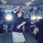 <p style="text-align: right;" dir="rtl">סילביה רוקדת SEVILLANAS עם CRISTINA HOYOS בביקורה במרכז למחול ספרדי ופלמנקו סילביה דוראן</p>