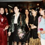 <p style="text-align: right;" dir="rtl">סילביה עם קריסטינה הויוס וחברים</p>